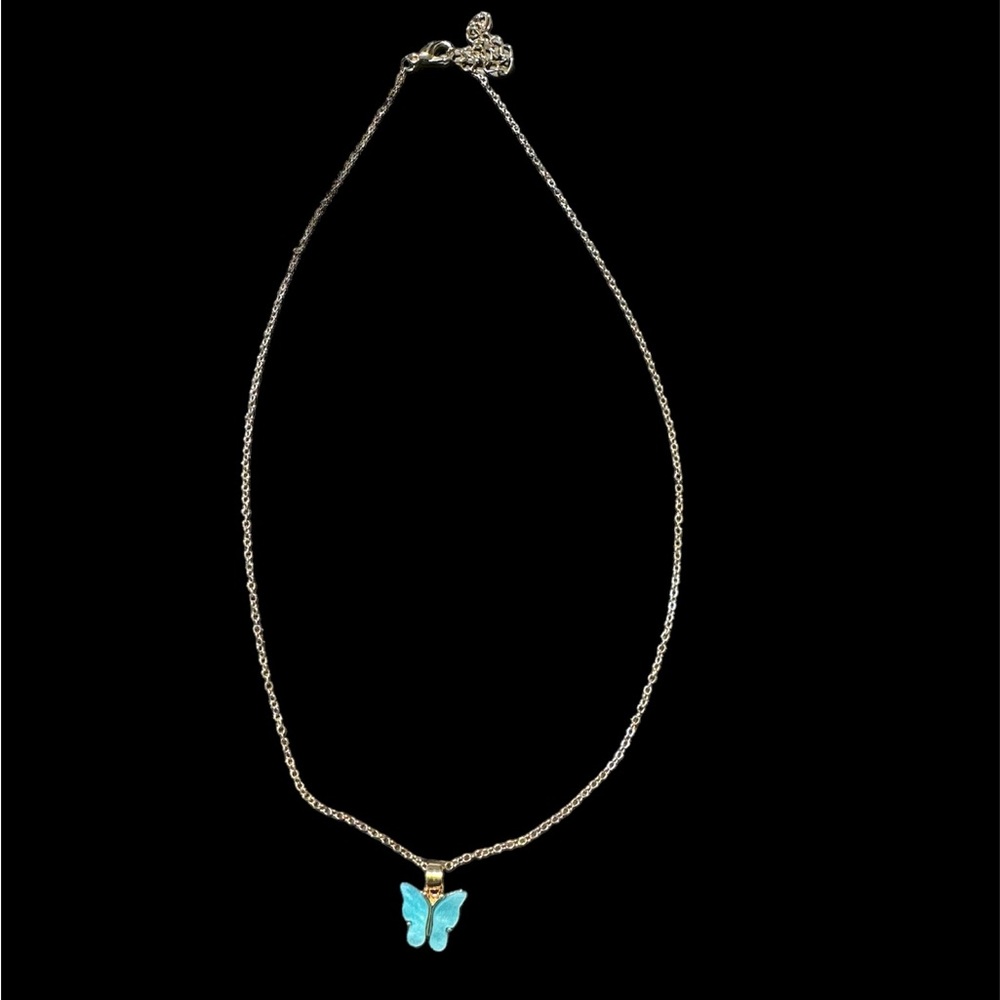 Butterfly Necklace - Picture 2 of 4